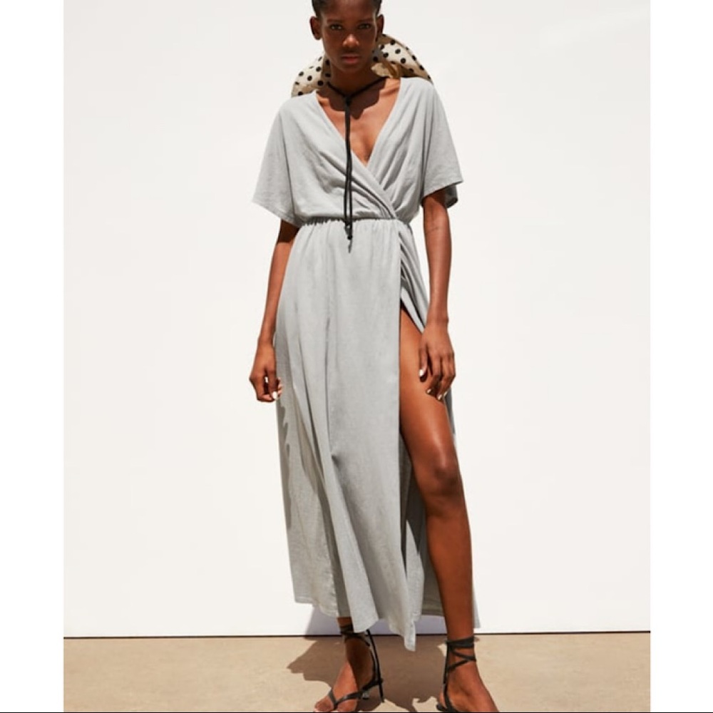 SOLD 🎉HP🎉 ZARA Crossed Dress